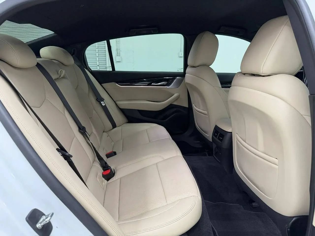 Used 2020 Cadillac CT5 Premium Luxury RWD image 16