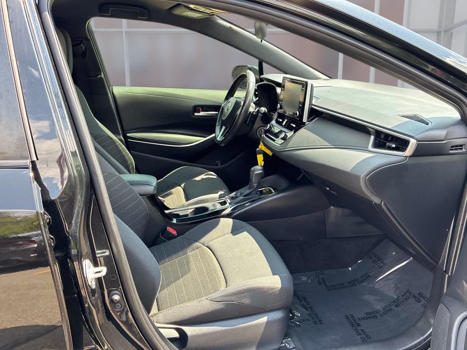Used 2021 Toyota Corolla SE w/ Carpet Mat Package (TMS) FWD image 18