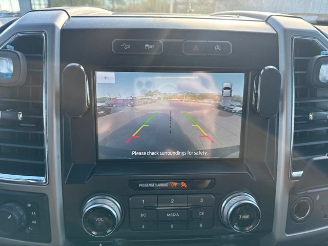 Used 2017 Ford F150 Lariat w/ Equipment Group 502A Luxury AWD/4WD image 20