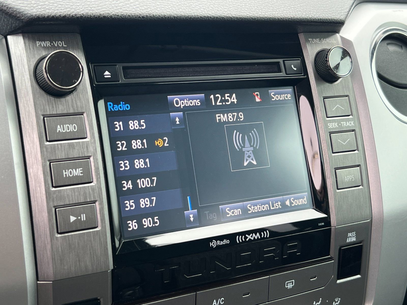 Used 2018 Toyota Tundra SR5 image 17