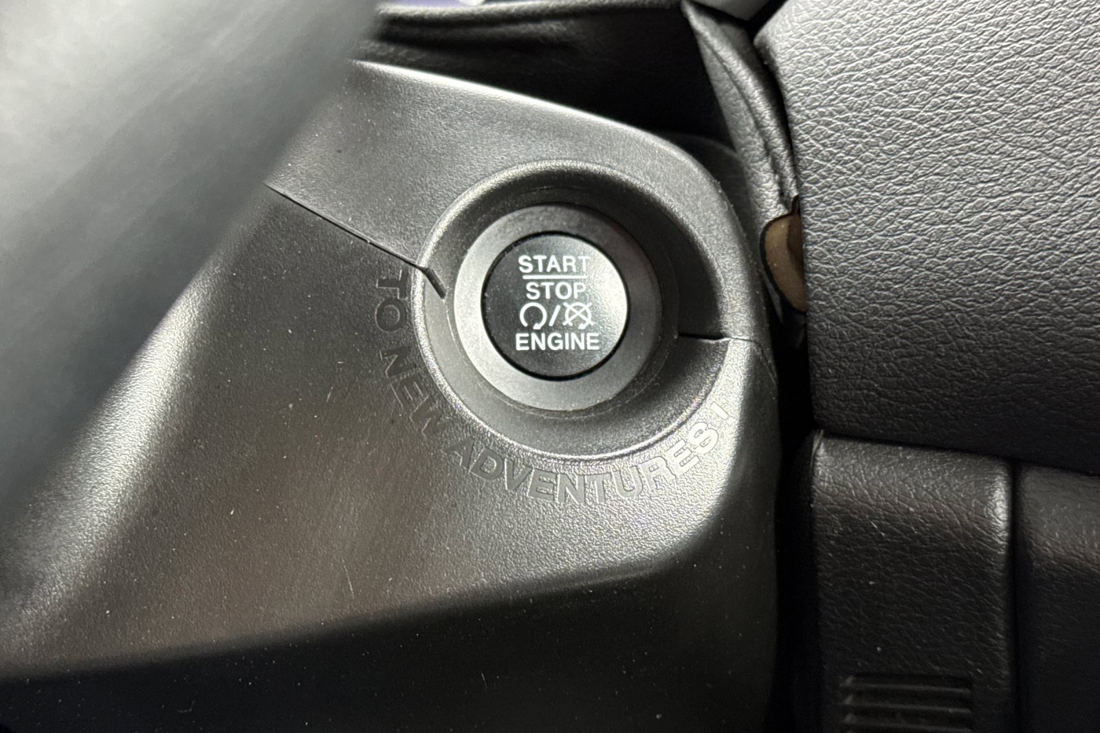 Used 2022 Jeep Renegade Latitude w/ Convenience Group image 26