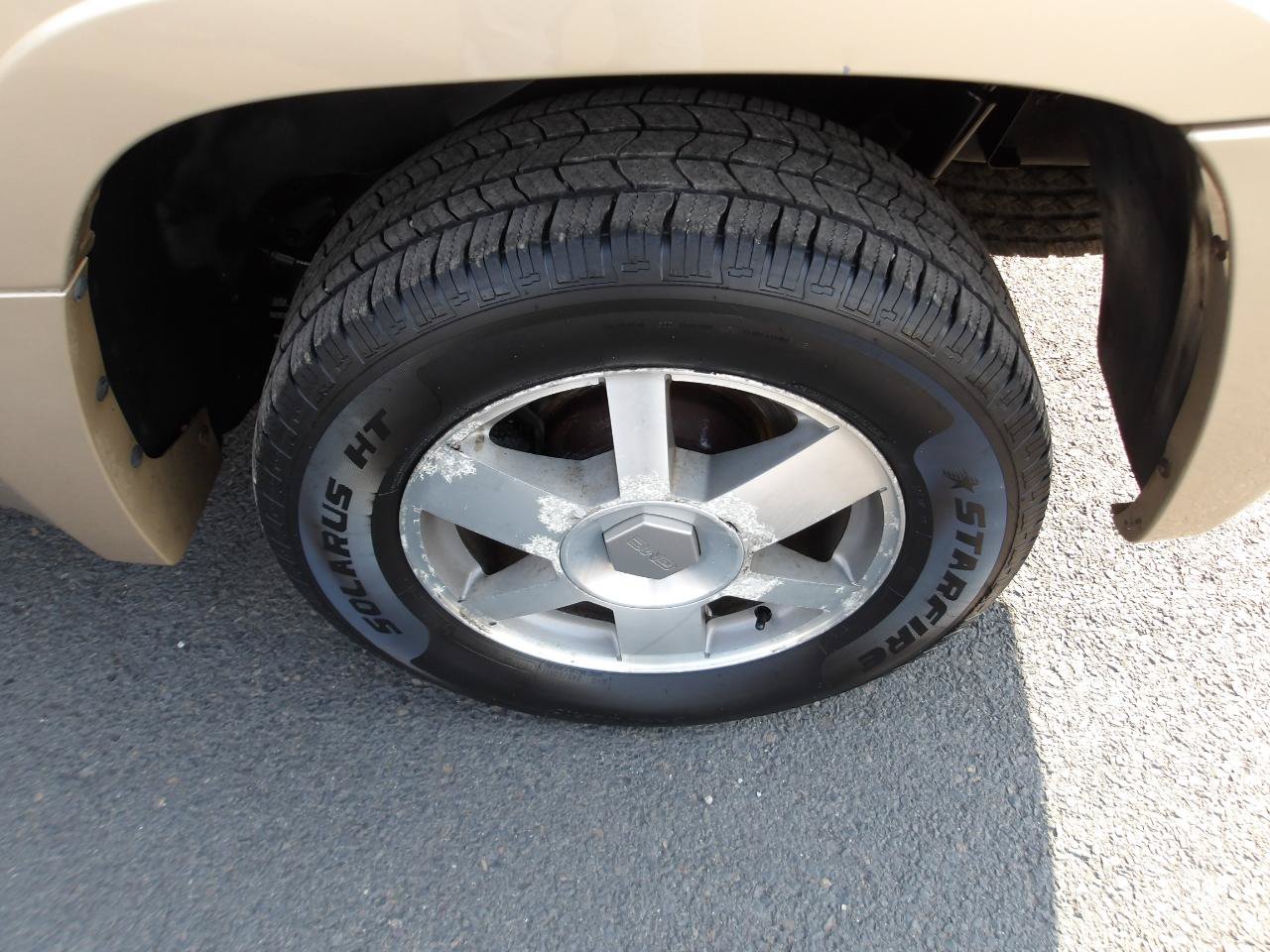 Used 2004 GMC Envoy XL SLT AWD/4WD image 22