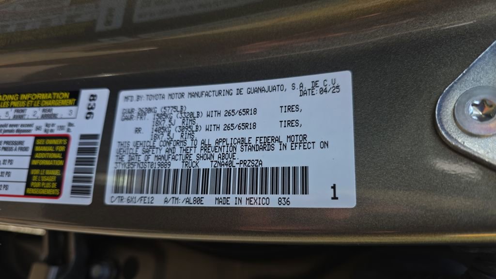 Used 2025 Toyota Tacoma TRD Sport image 29