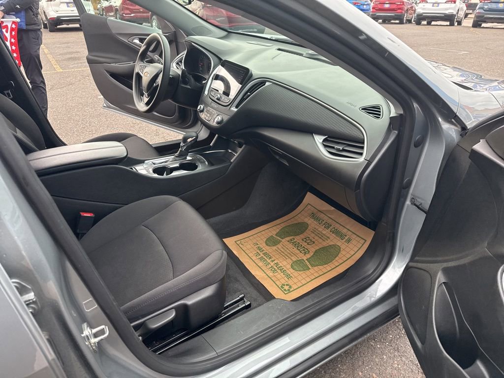 Certified 2024 Chevrolet Malibu LT image 28