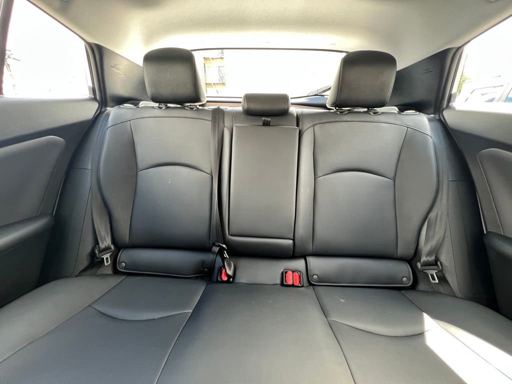 Used 2022 Toyota Prius AWD image 15