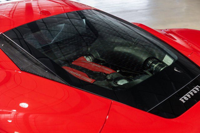 Used 2018 Ferrari 488 GTB RWD image 31