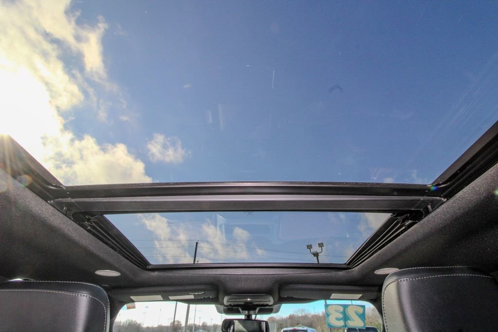 Used 2023 Ford F150 Lariat w/ Equipment Group 502A High image 12