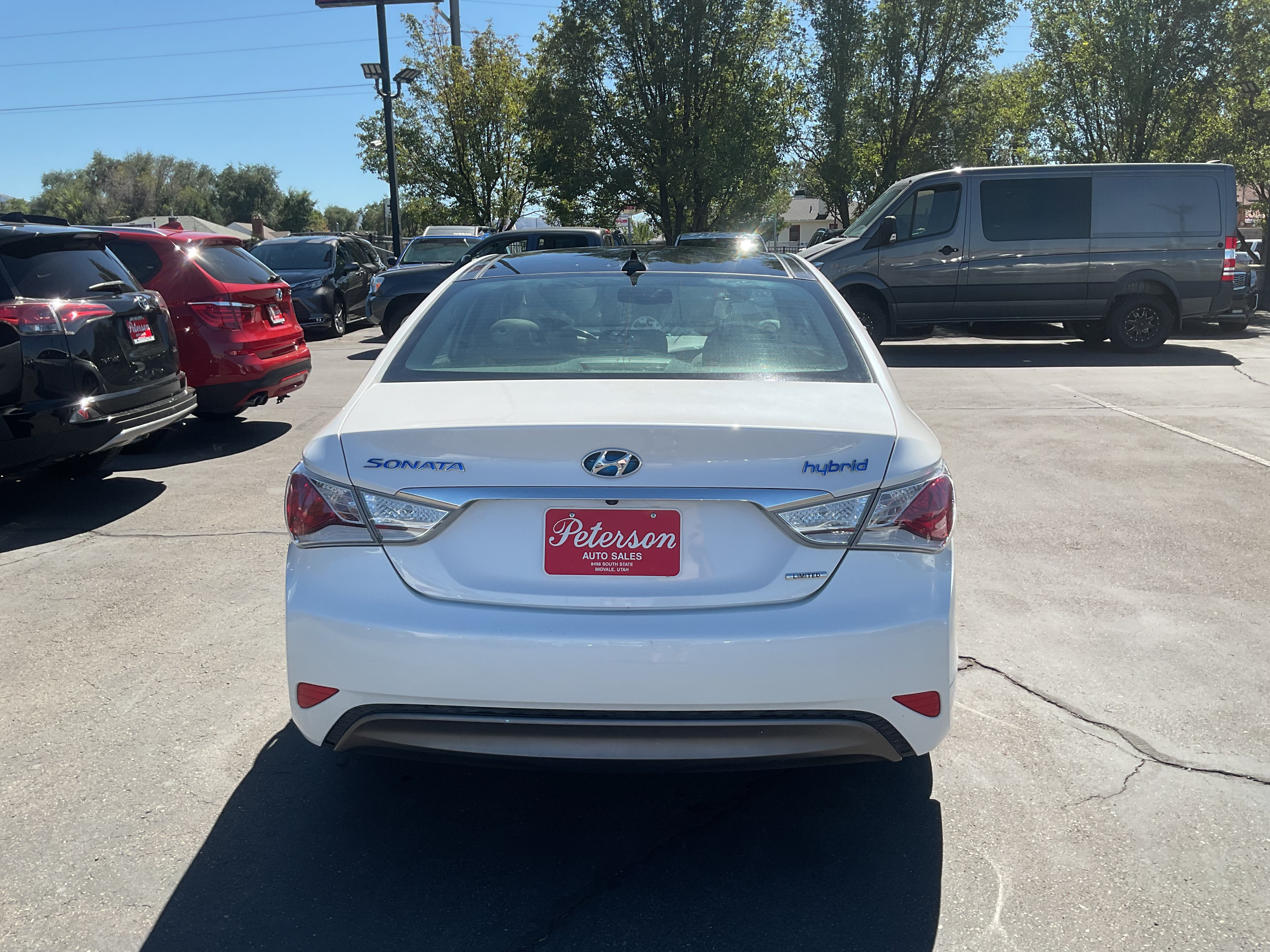 Used 2015 Hyundai Sonata Limited w/ Option Group 02 FWD image 8
