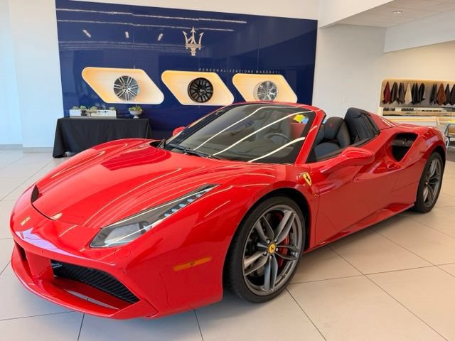 Used 2018 Ferrari 488 Spider RWD image 2