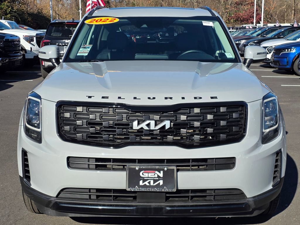Used 2022 Kia Telluride EX w/ EX Premium Package image 2