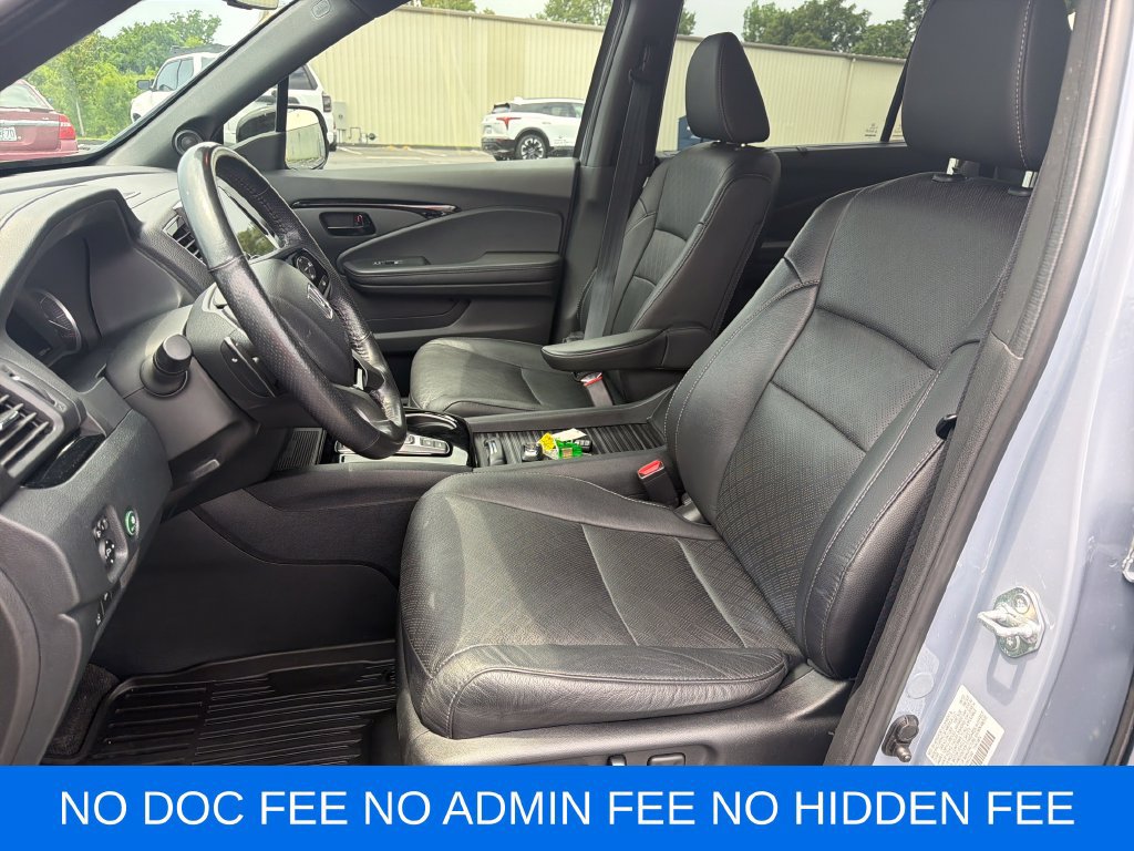 Used 2023 Honda Passport Elite image 11