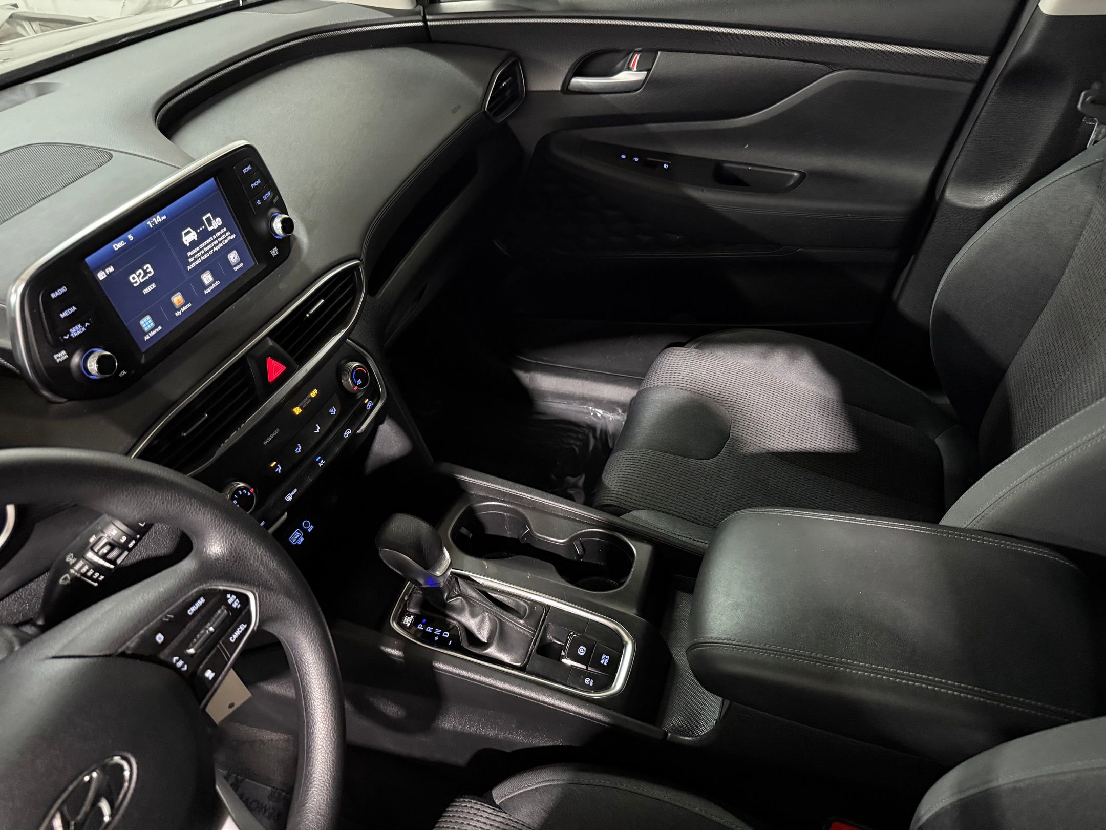 Used 2019 Hyundai Santa Fe SE image 28