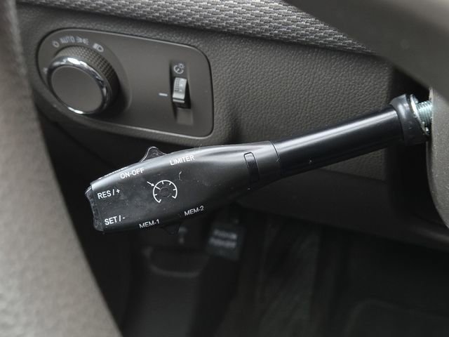 Used 2018 Chevrolet Cruze LS image 9