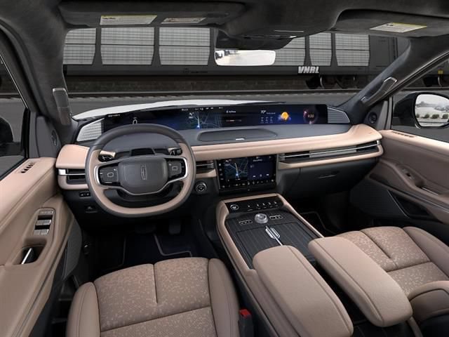 New 2026 Lincoln Navigator L Black Label AWD/4WD image 9