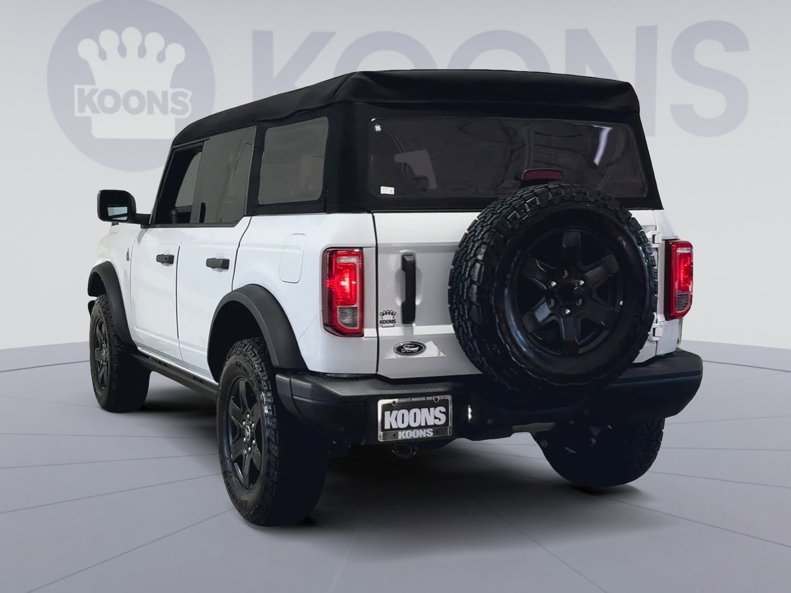 Used 2024 Ford Bronco Black Diamond image 11
