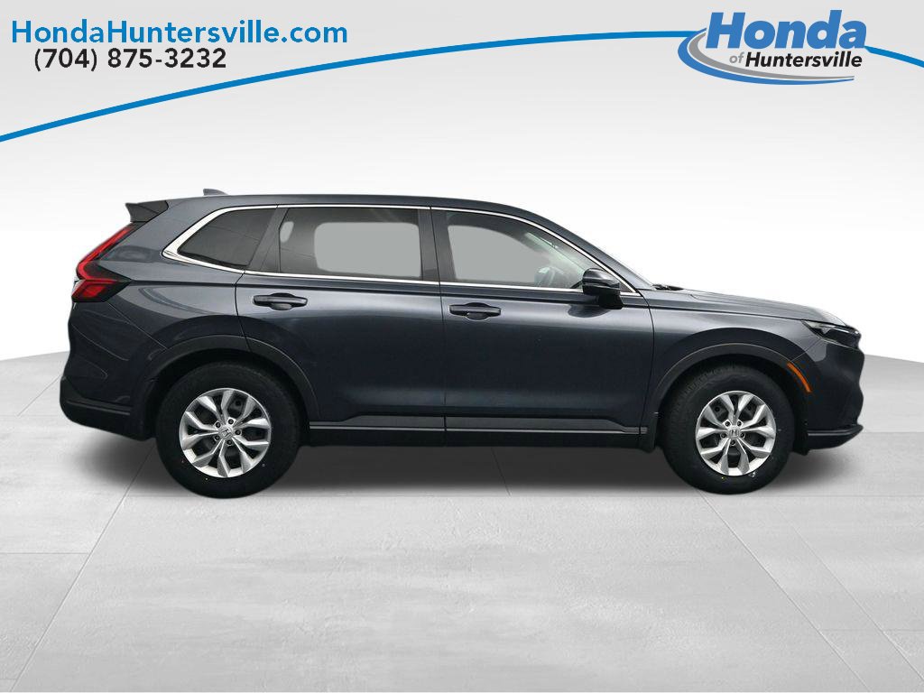 Used 2025 Honda CR-V LX image 9