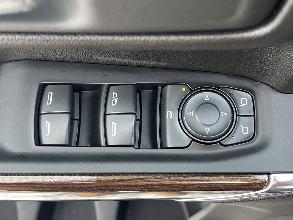 Used 2021 Chevrolet Silverado 1500 LT Trail Boss w/ Convenience Package II image 10