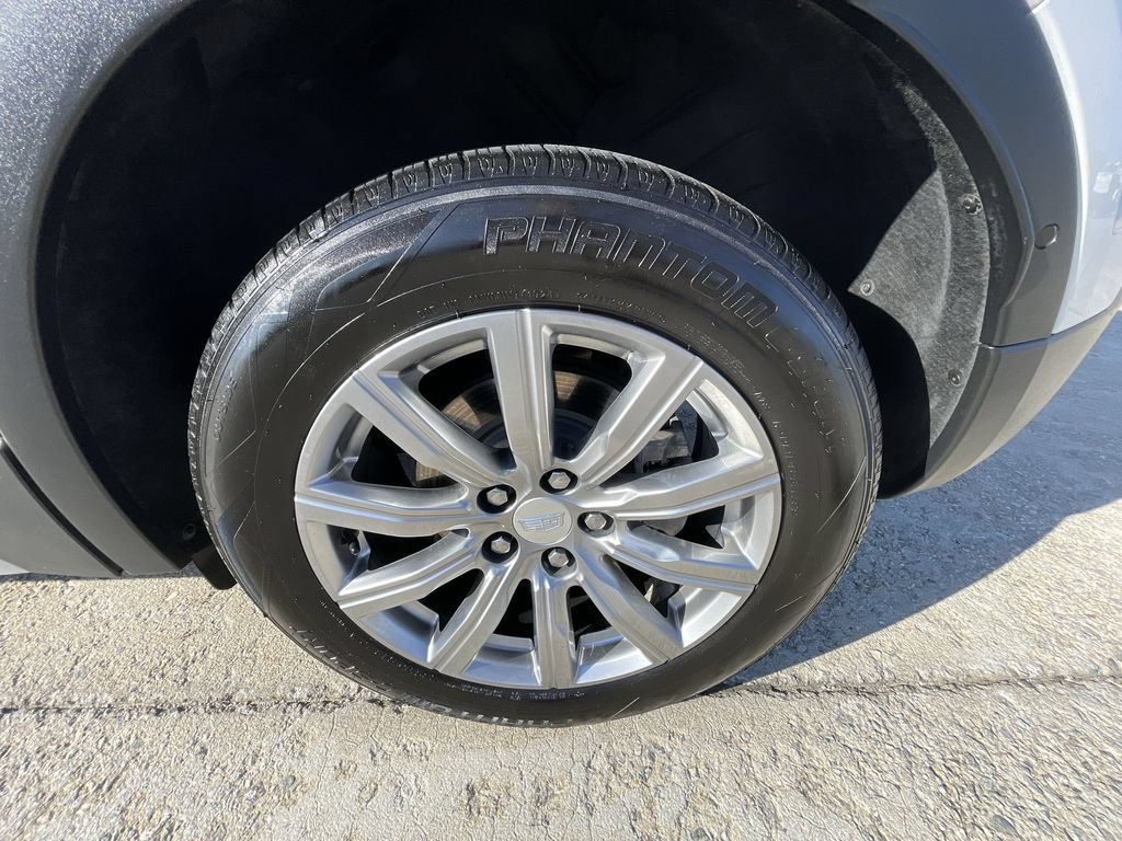Used 2020 Cadillac XT4 Premium Luxury w/ Enhanced Visibility Package FWD image 33
