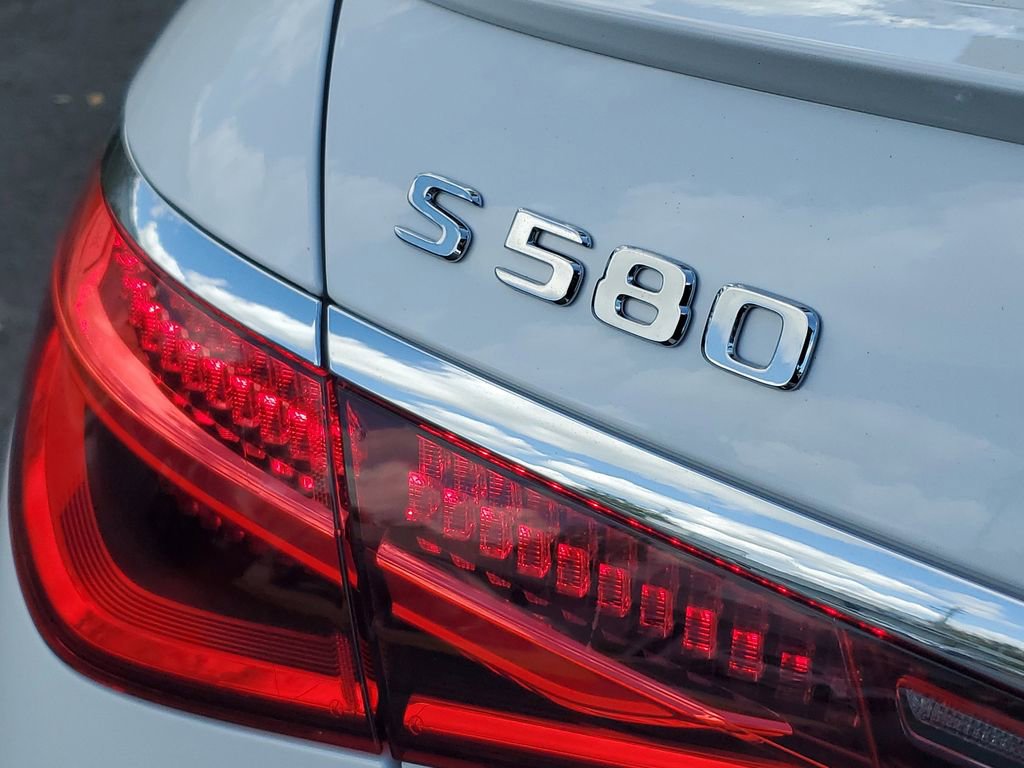 Used 2025 Mercedes-Benz S 580 4MATIC Sedan image 29