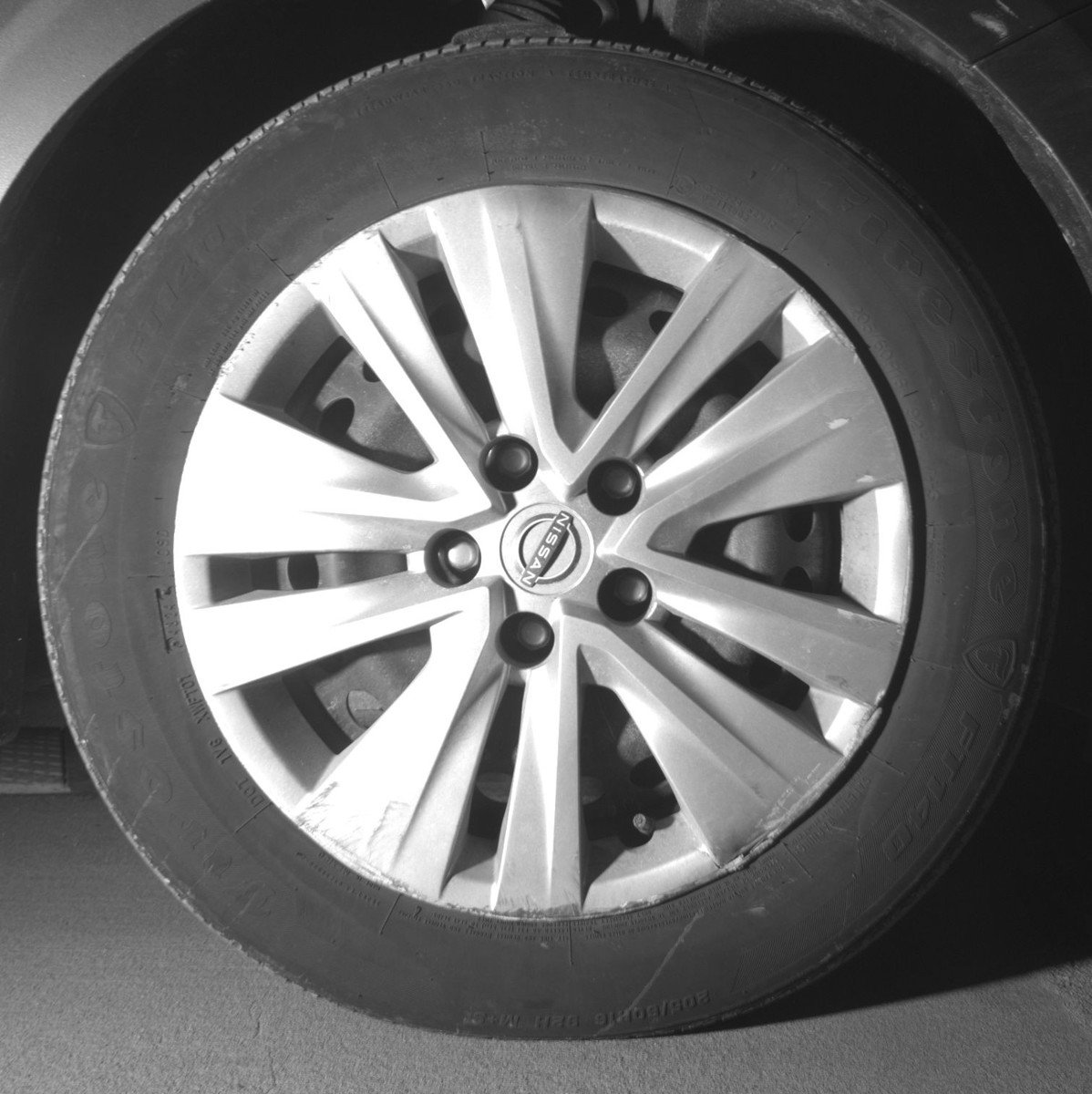 Used 2025 Nissan Sentra S image 13