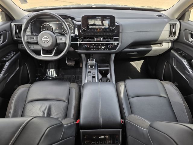 Used 2023 Nissan Pathfinder SL image 8