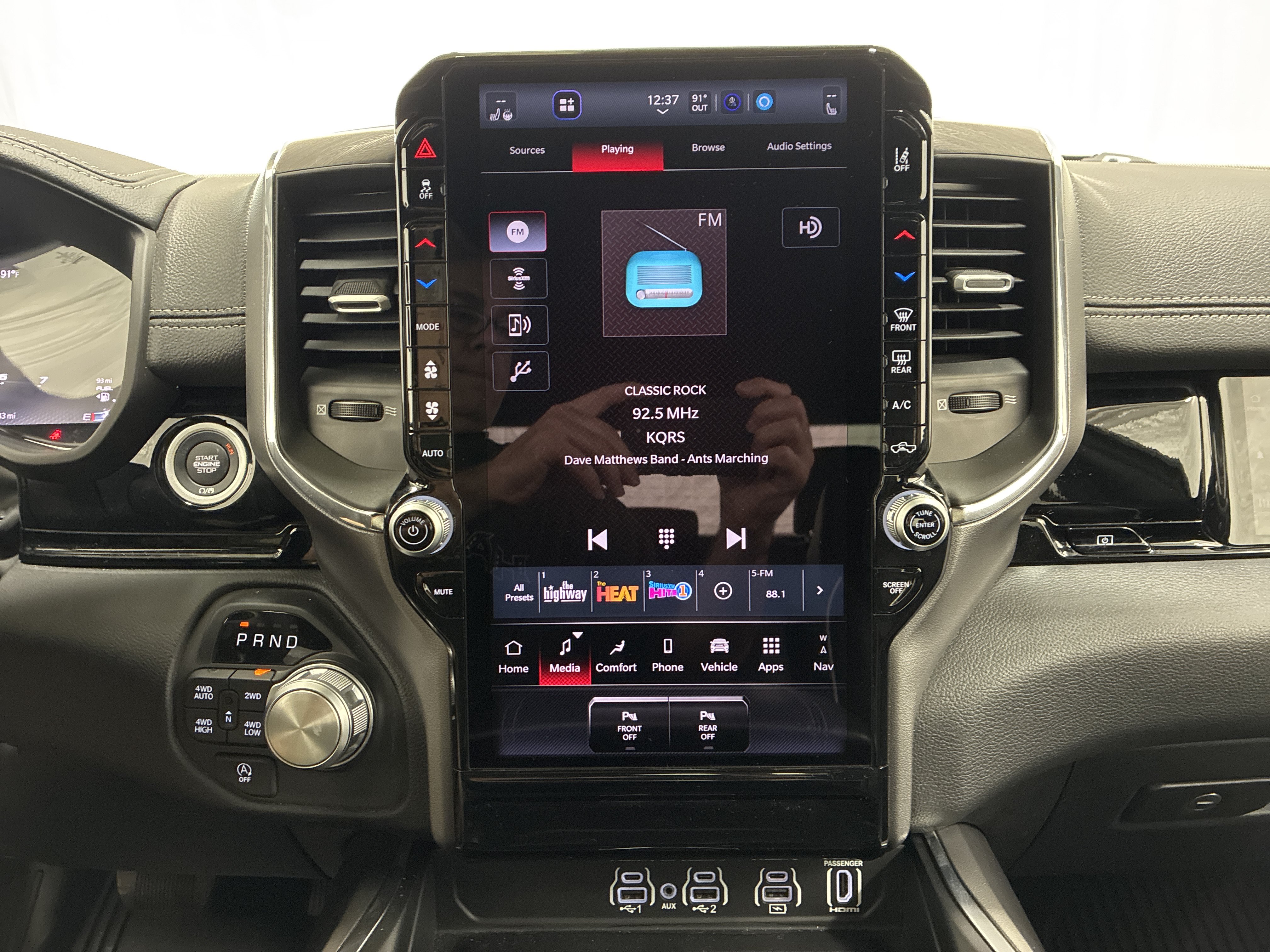 Certified 2025 RAM 1500 Laramie AWD/4WD image 25
