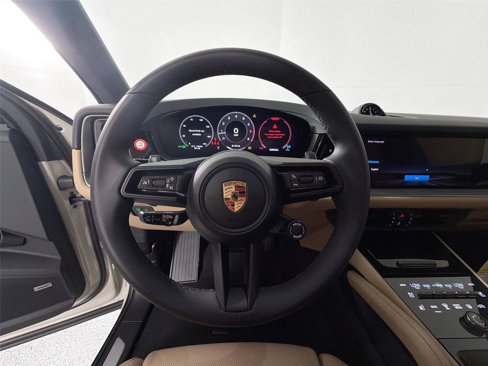 Certified 2026 Porsche Cayenne Coupe AWD/4WD image 20