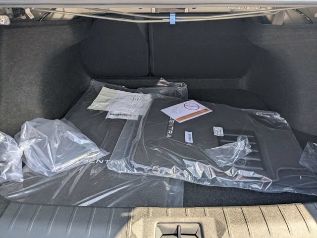 New 2026 Nissan Sentra SR w/ SR Premium Package FWD image 30