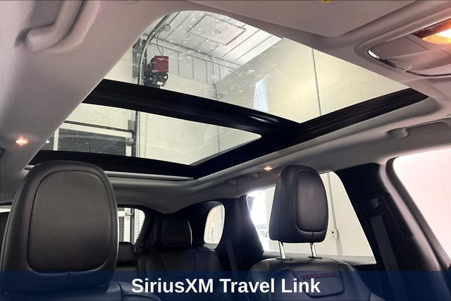 Used 2021 Jeep Cherokee Trailhawk w/ Sun, Sound & Nav Group AWD/4WD image 37