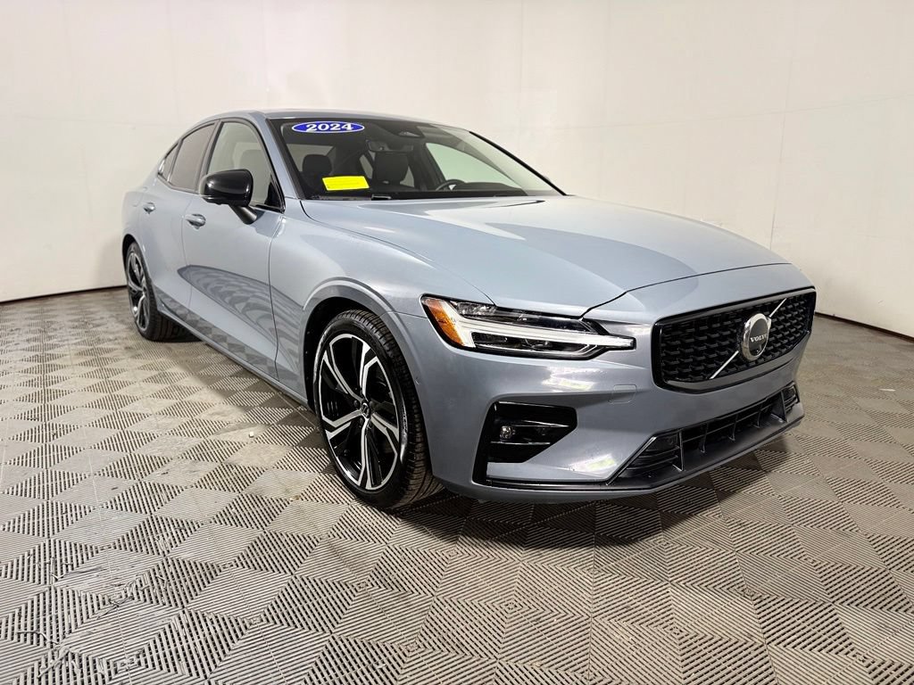 Used 2024 Volvo S60 B5 Plus AWD/4WD image 9