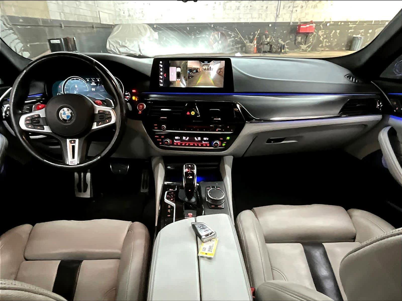 Used 2018 BMW M5 image 16