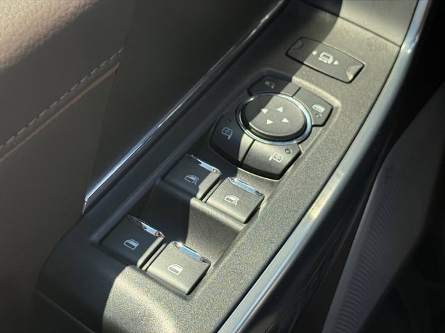 Certified 2025 Ford F150 King Ranch AWD/4WD image 26