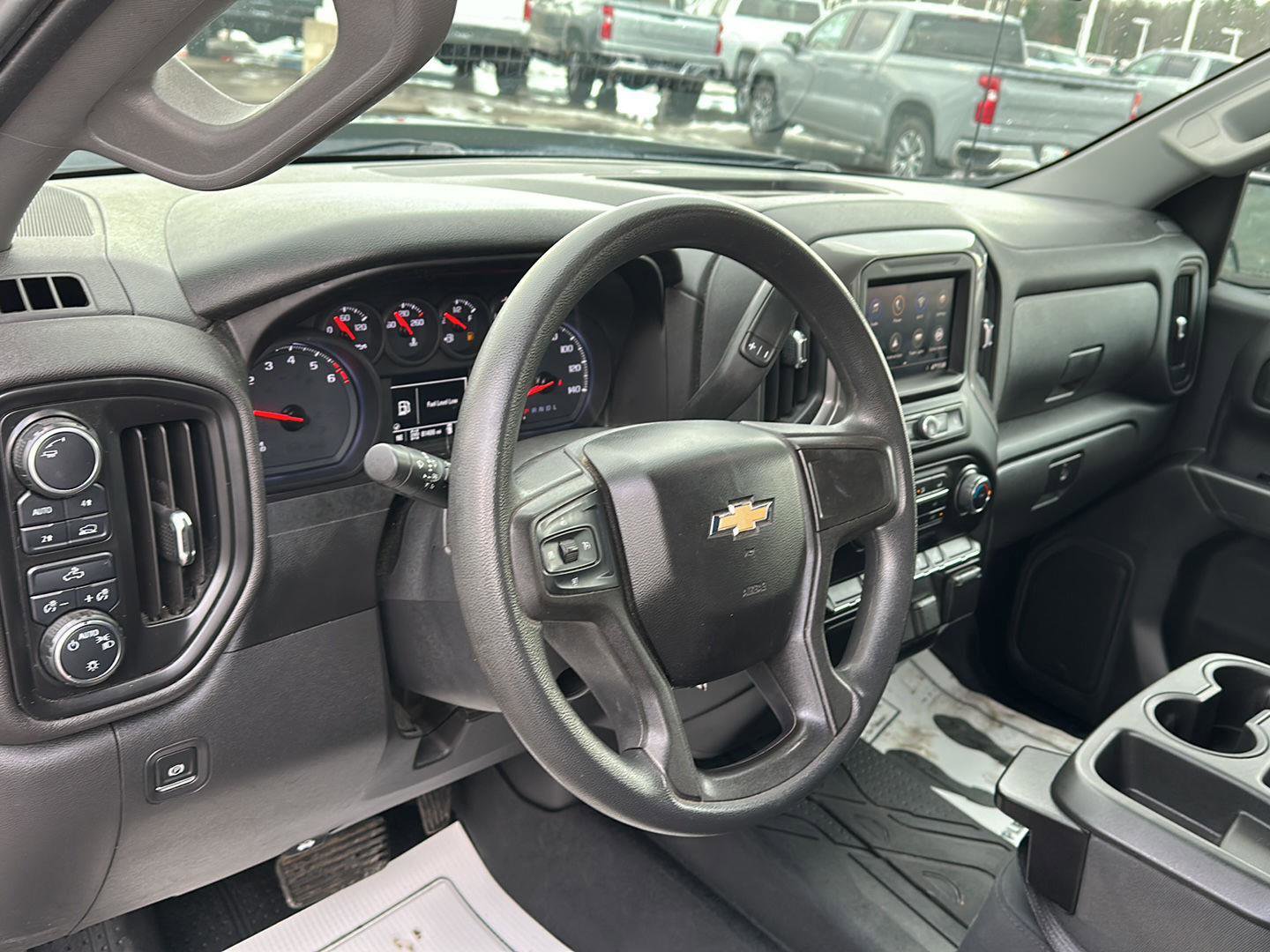 Used 2020 Chevrolet Silverado 1500 Custom w/ Custom Value Package image 21