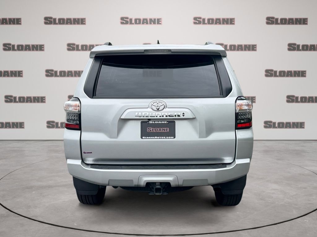Used 2024 Toyota 4Runner SR5 Premium w/ Moonroof Package AWD/4WD image 4