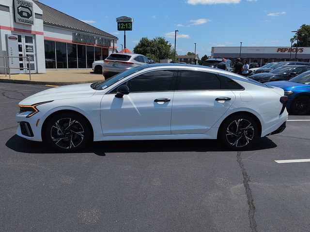 Used 2025 Kia K5 GT-Line w/ GT-Line Premium Package FWD image 4