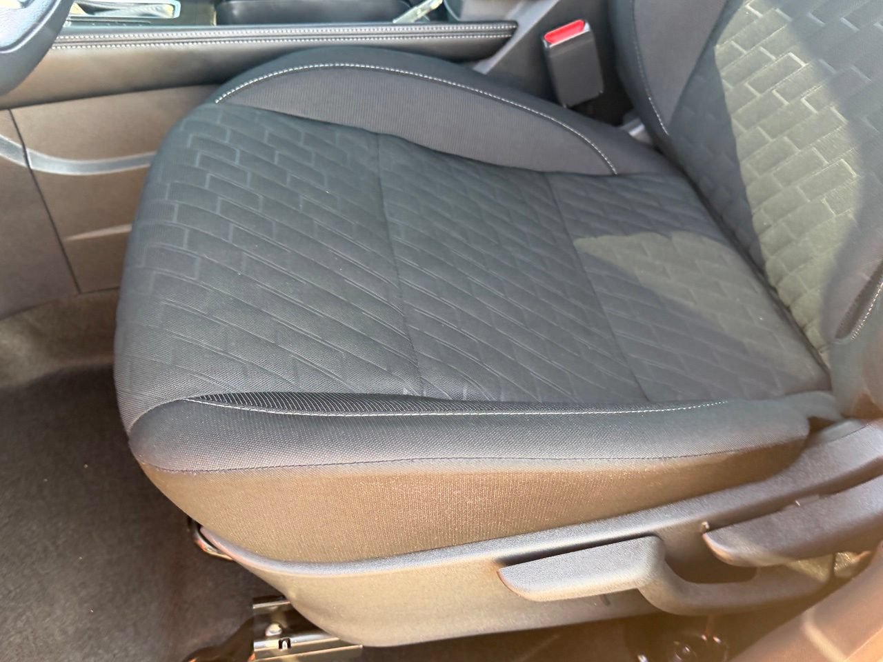 Certified 2024 Nissan Kicks SV w/ Exterior Package FWD image 28
