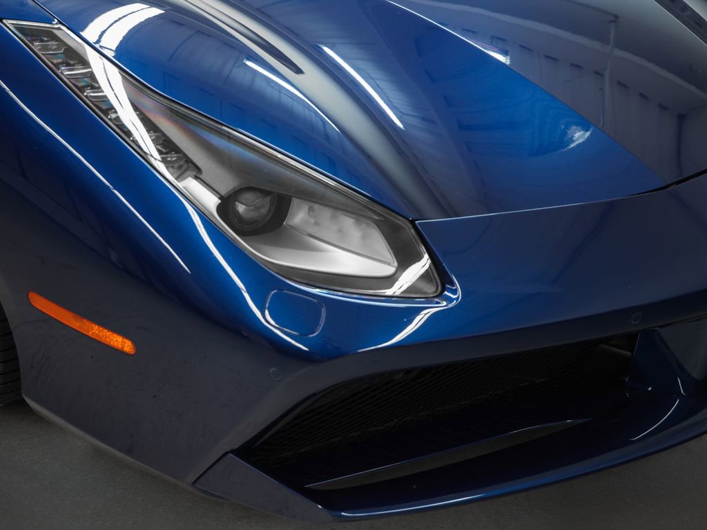 Used 2017 Ferrari 488 Spider image 5