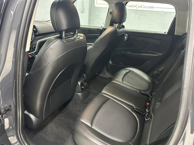 Used 2019 MINI Cooper Countryman S image 2