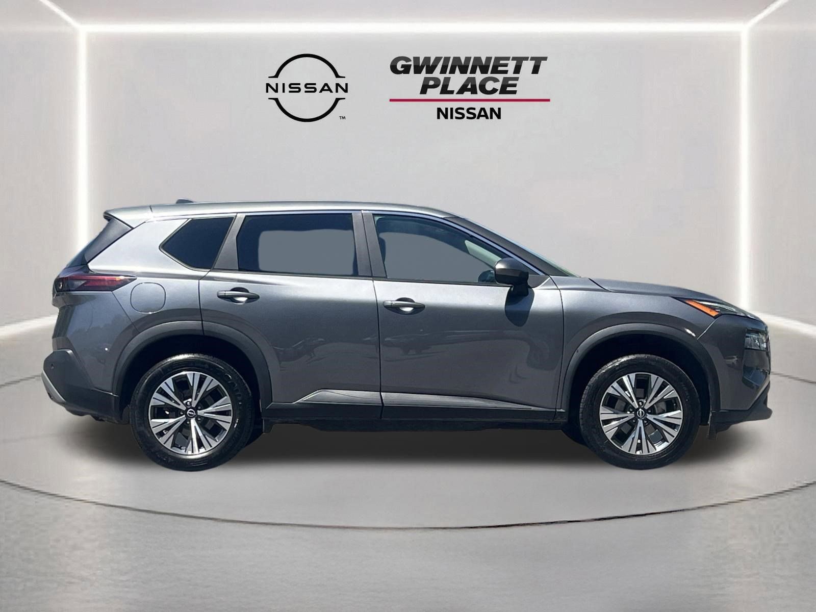 Used 2023 Nissan Rogue SV AWD/4WD image 23