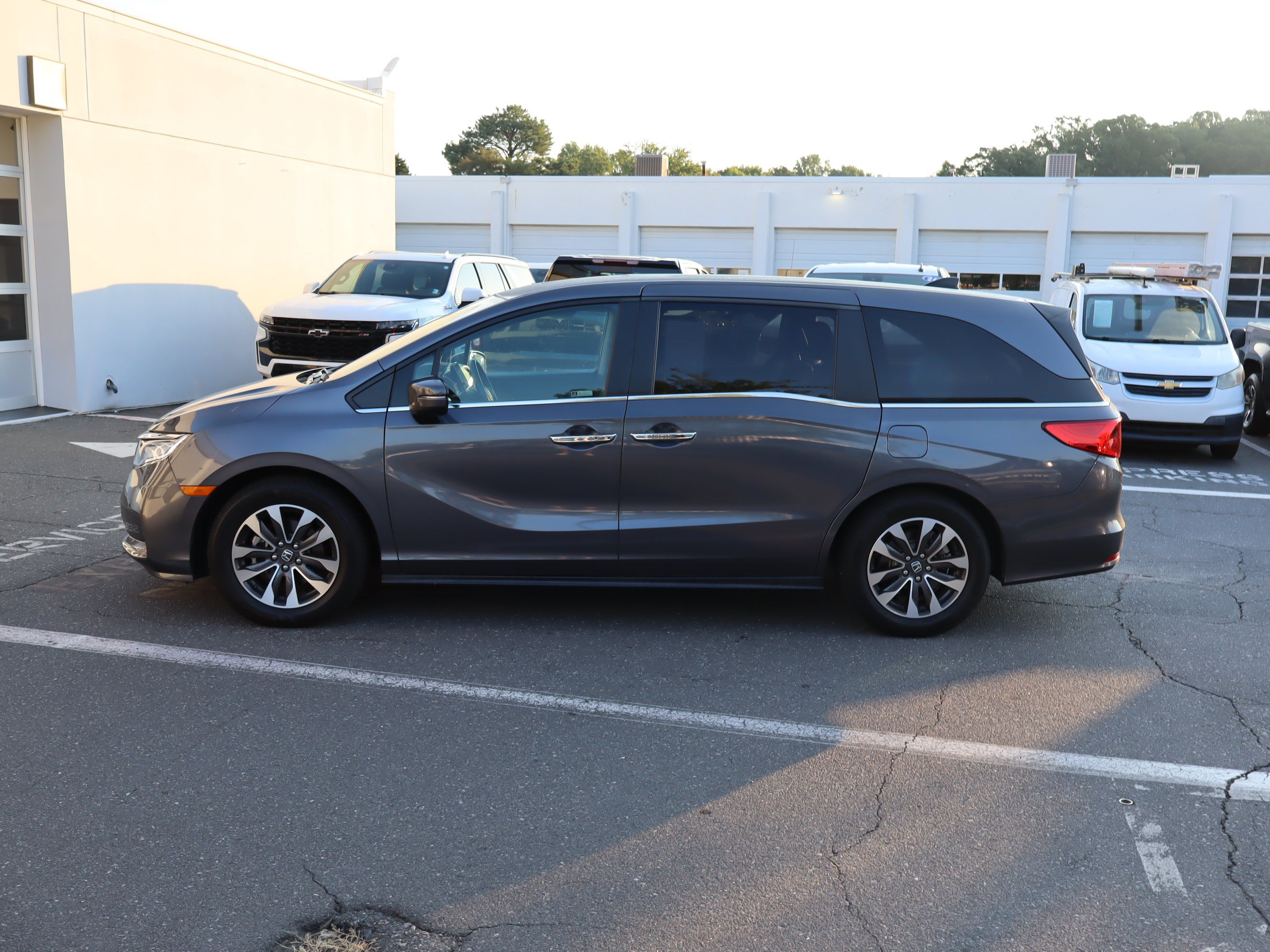 Used 2021 Honda Odyssey EX-L image 18