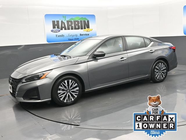 Used 2025 Nissan Altima 2.5 SV