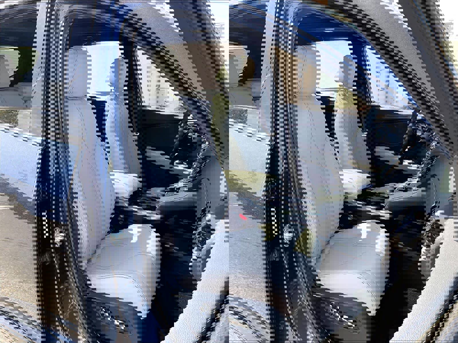 Used 2026 Acura RDX SH-AWD image 10