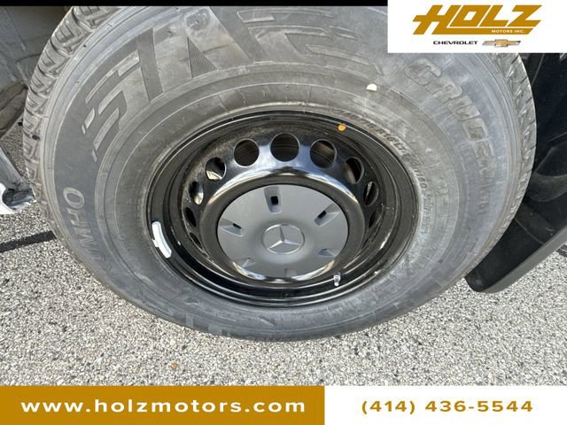 Used 2025 Mercedes-Benz Sprinter 2500 image 30