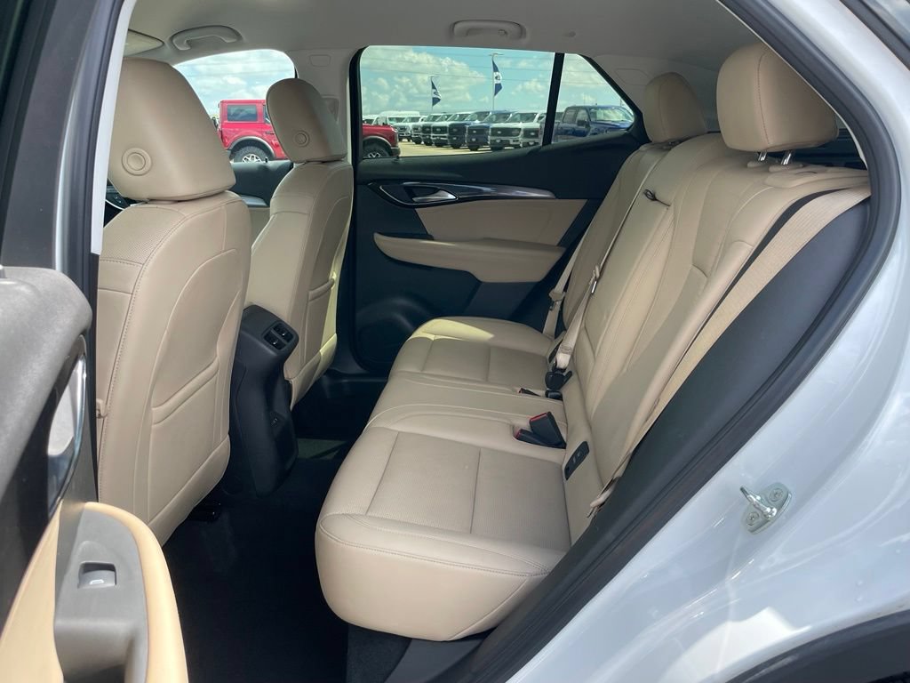 Used 2024 Buick Envision Preferred AWD/4WD image 7