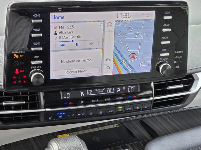 Used 2022 Toyota Sienna Limited AWD/4WD image 16