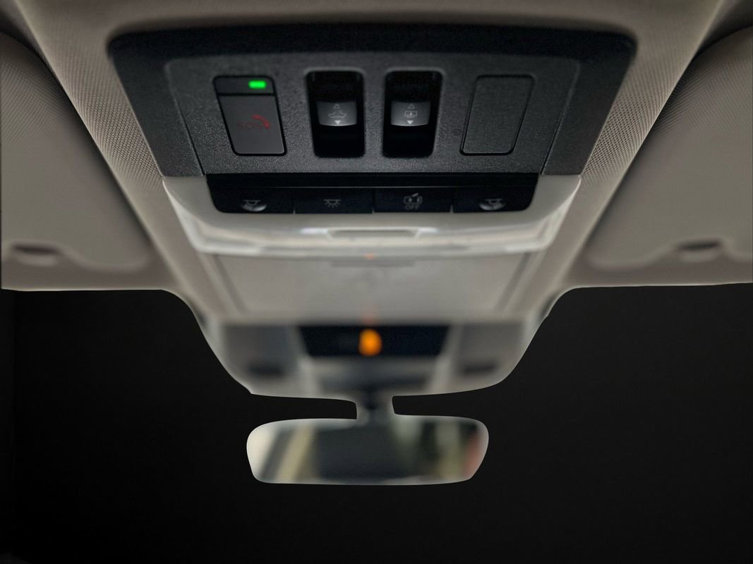 Used 2021 Nissan Rogue Platinum image 24