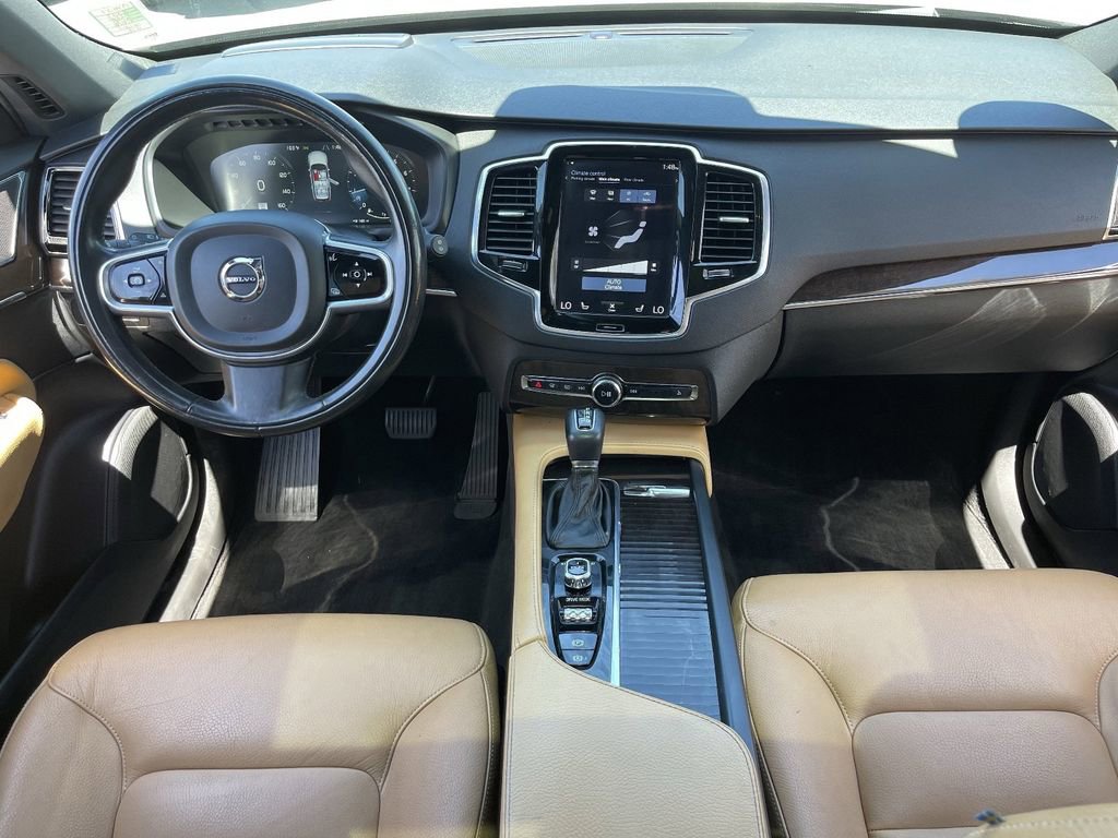 Used 2017 Volvo XC90 T6 Momentum w/ Vision Package AWD/4WD image 17