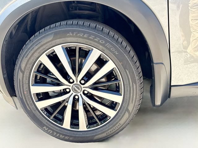 Used 2024 Nissan Pathfinder Platinum FWD image 44