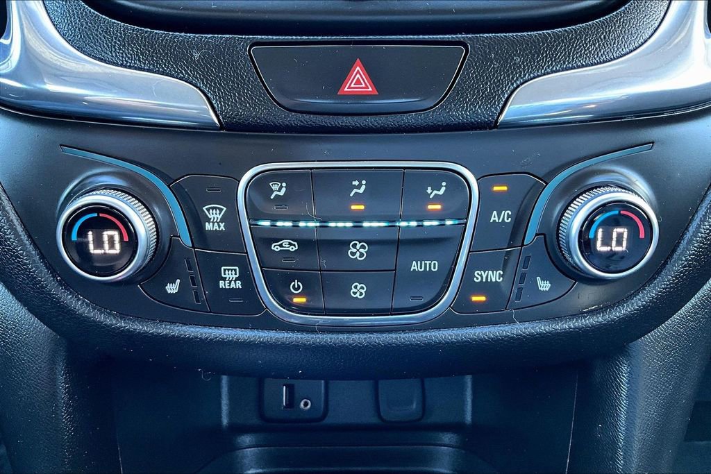 Used 2018 Chevrolet Equinox LT w/ LPO, Blackout Package image 24