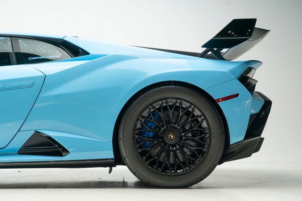 Used 2022 Lamborghini Huracan STO RWD image 64